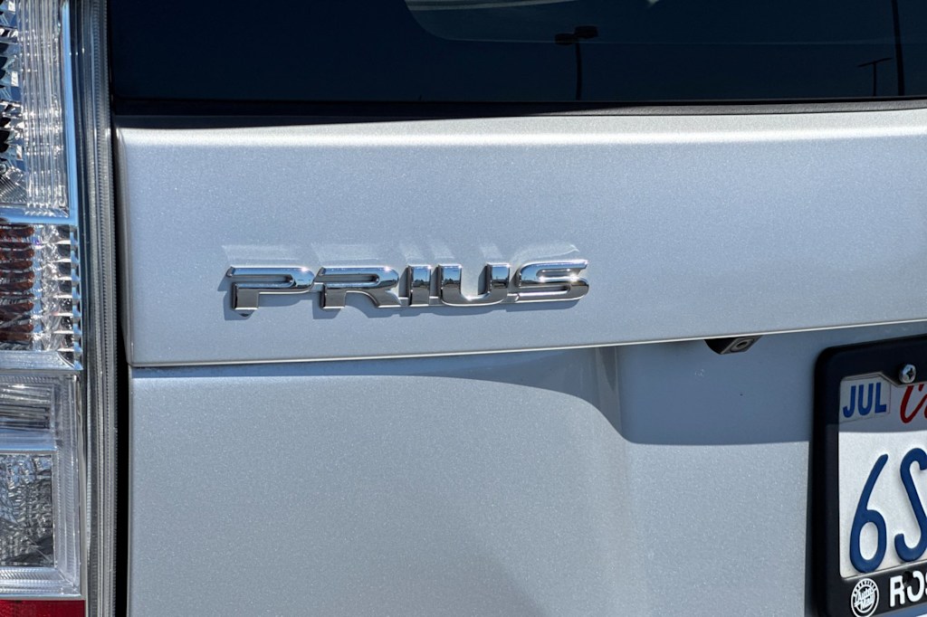 Thumbnail: 2011 Toyota Prius - 33
