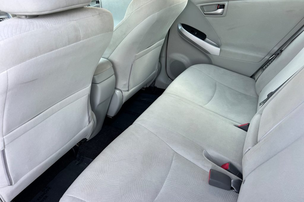 Thumbnail: 2013 Toyota Prius - 10