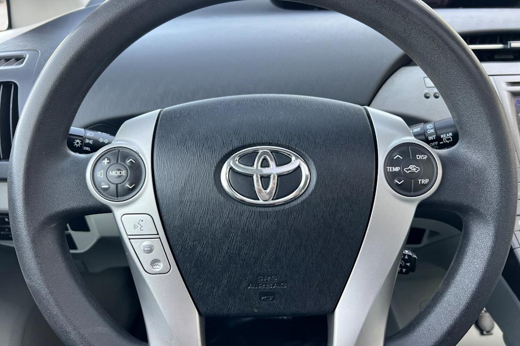 Thumbnail: 2013 Toyota Prius - 28