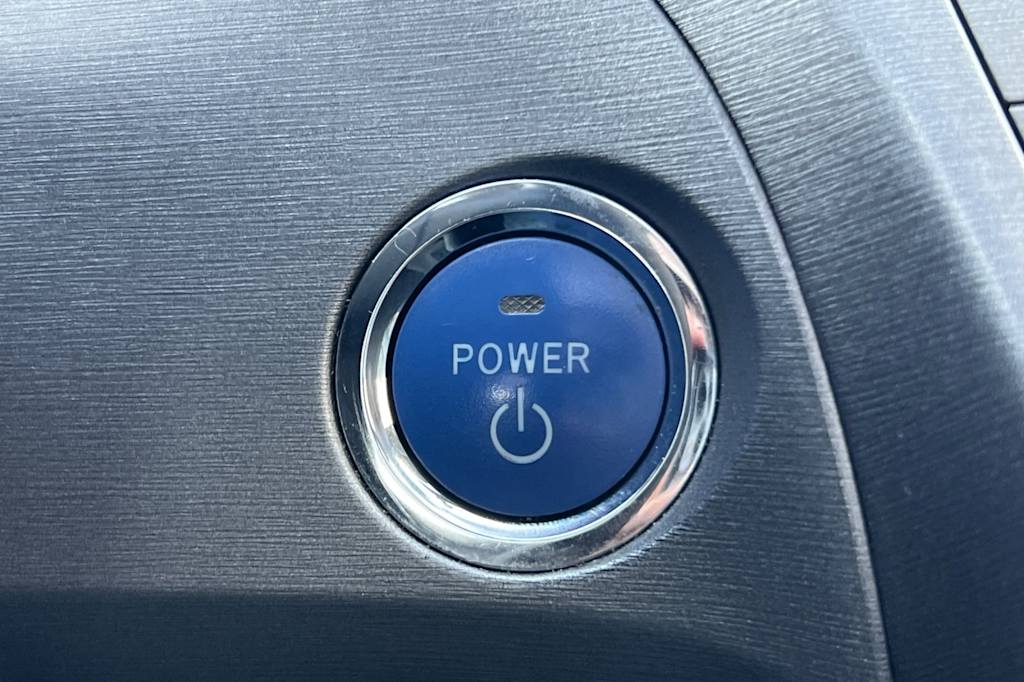 Thumbnail: 2013 Toyota Prius - 27