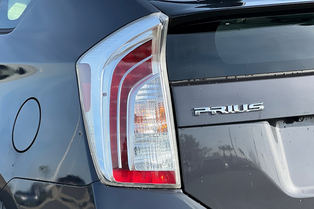 Thumbnail: 2013 Toyota Prius - 7