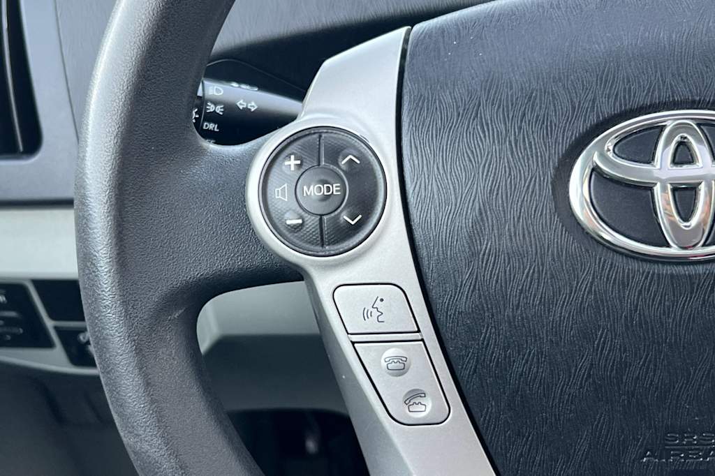 Thumbnail: 2013 Toyota Prius - 29