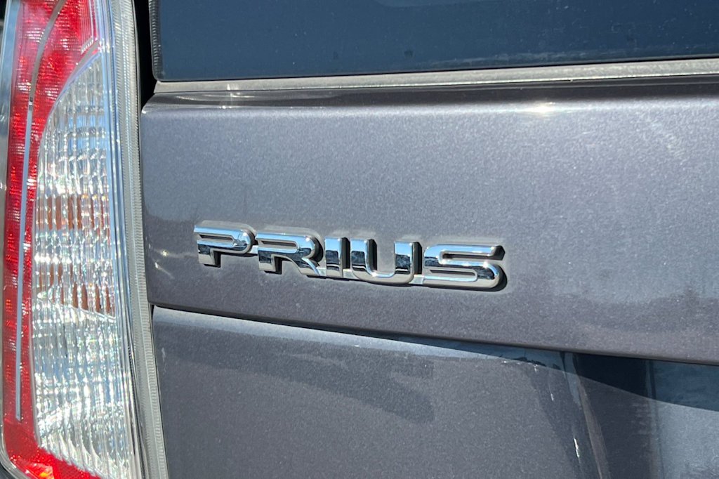 Thumbnail: 2013 Toyota Prius - 24