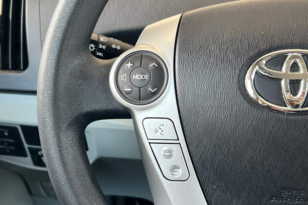 Thumbnail: 2013 Toyota Prius - 30