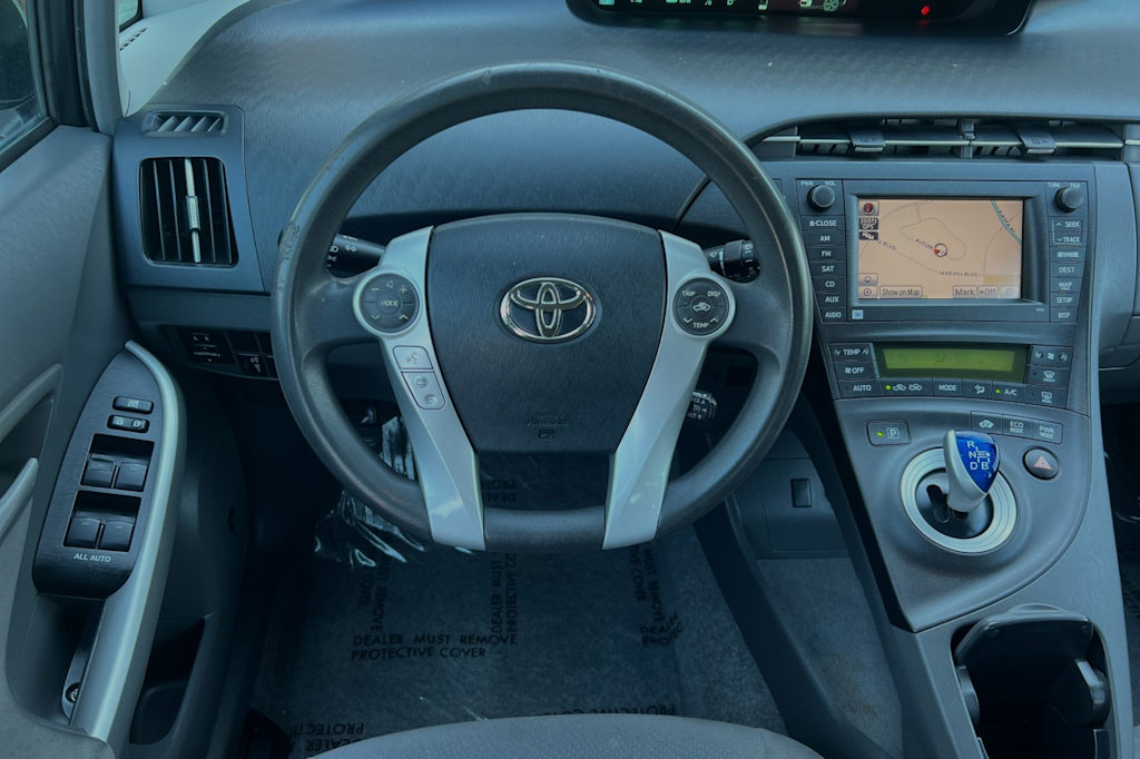 2011 Toyota Prius Three 13