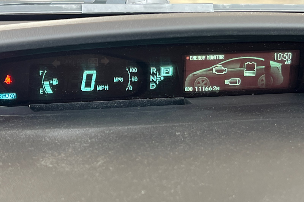 2014 Toyota Prius Two 7