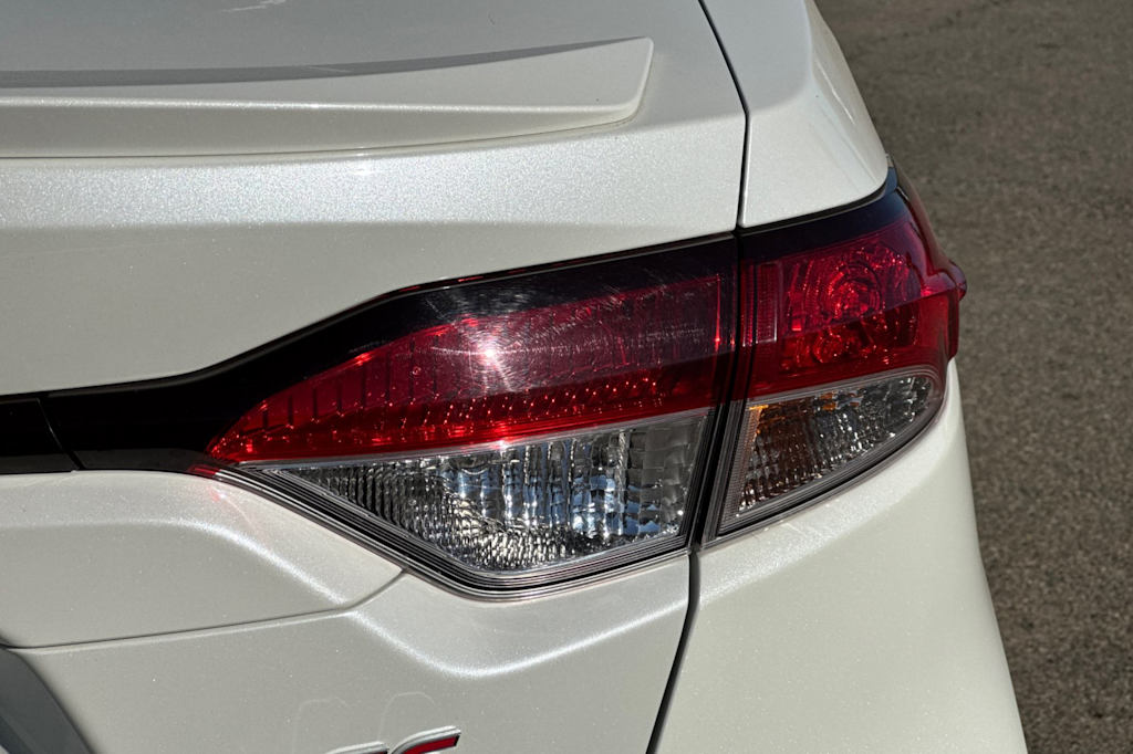 Thumbnail: 2021 Toyota Corolla - 22