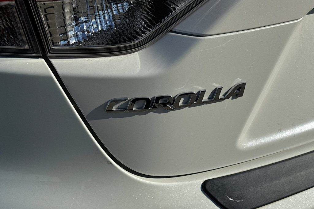Thumbnail: 2021 Toyota Corolla - 24