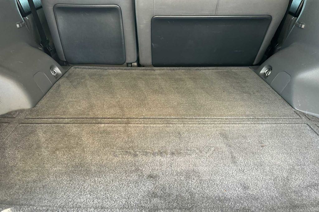 Thumbnail: 2013 Toyota Prius v - 15