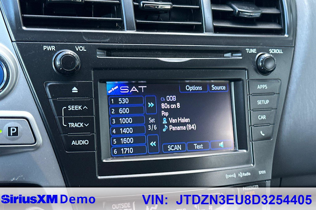 Thumbnail: 2013 Toyota Prius v - 34