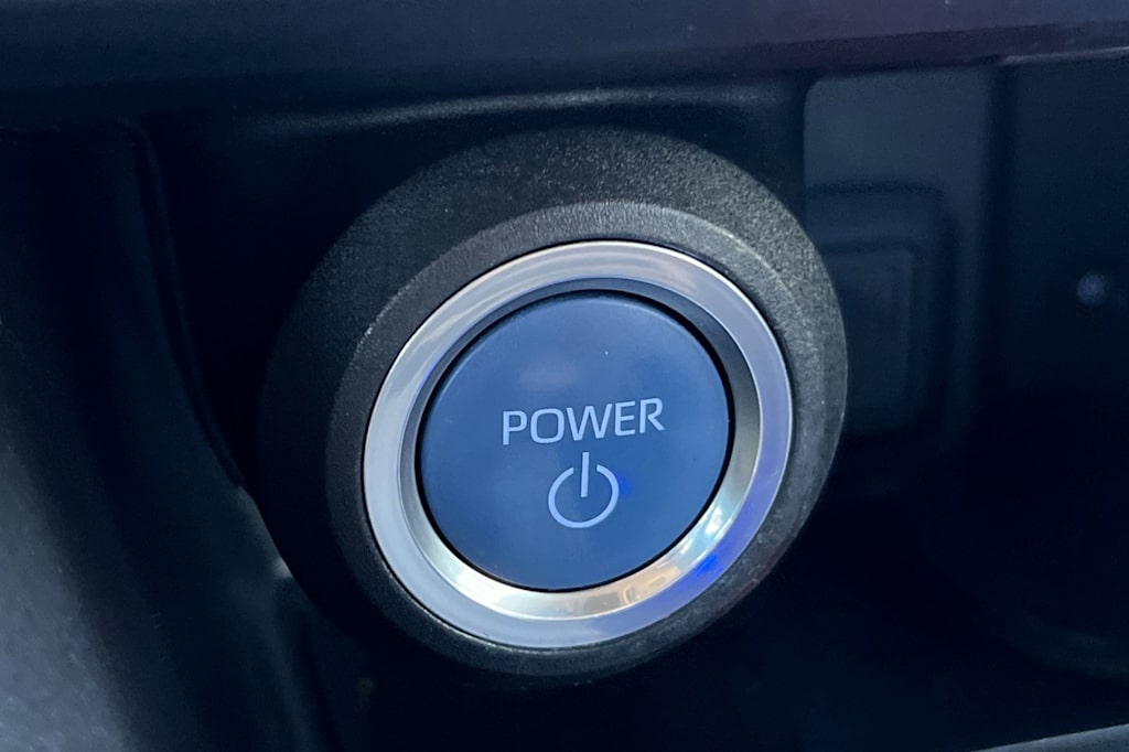 Thumbnail: 2021 Toyota Venza - 26