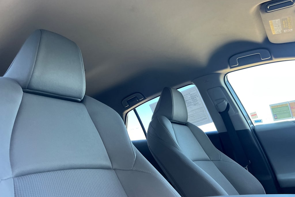 Thumbnail: 2021 Toyota Venza - 23
