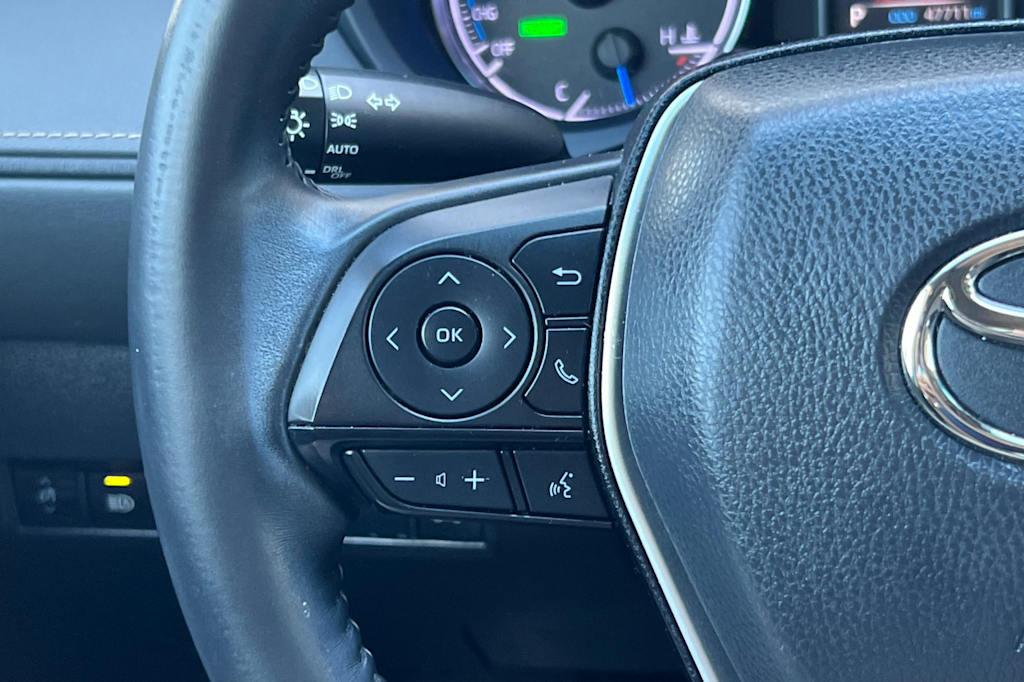 Thumbnail: 2021 Toyota Venza - 28
