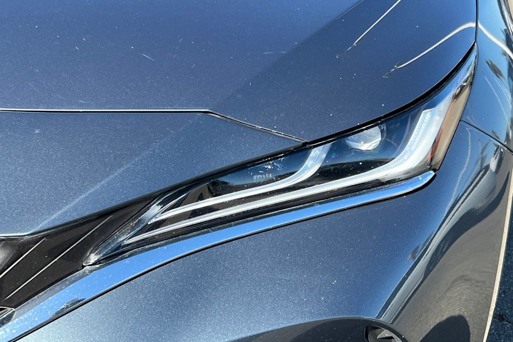 Thumbnail: 2021 Toyota Venza - 5