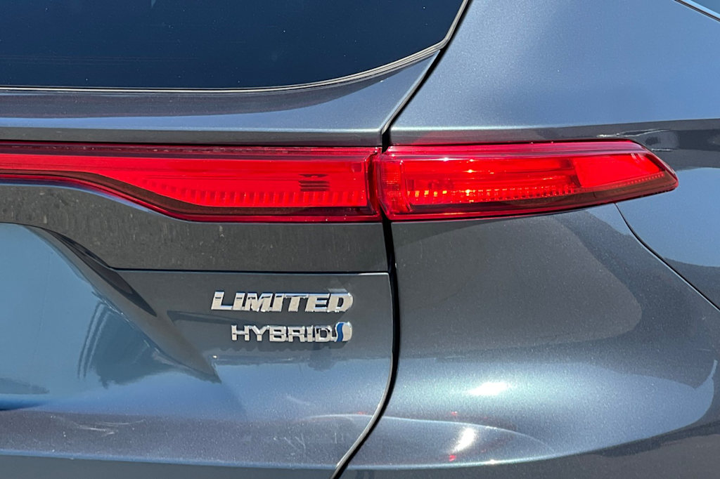 Thumbnail: 2022 Toyota Venza - 35
