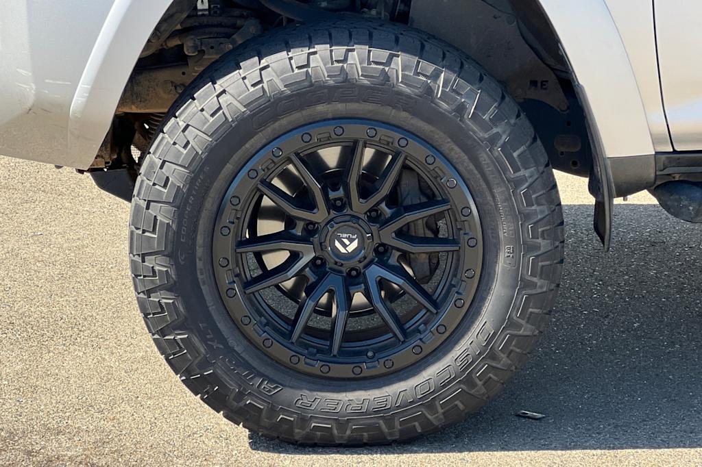 Thumbnail: 2017 Toyota 4Runner - 8