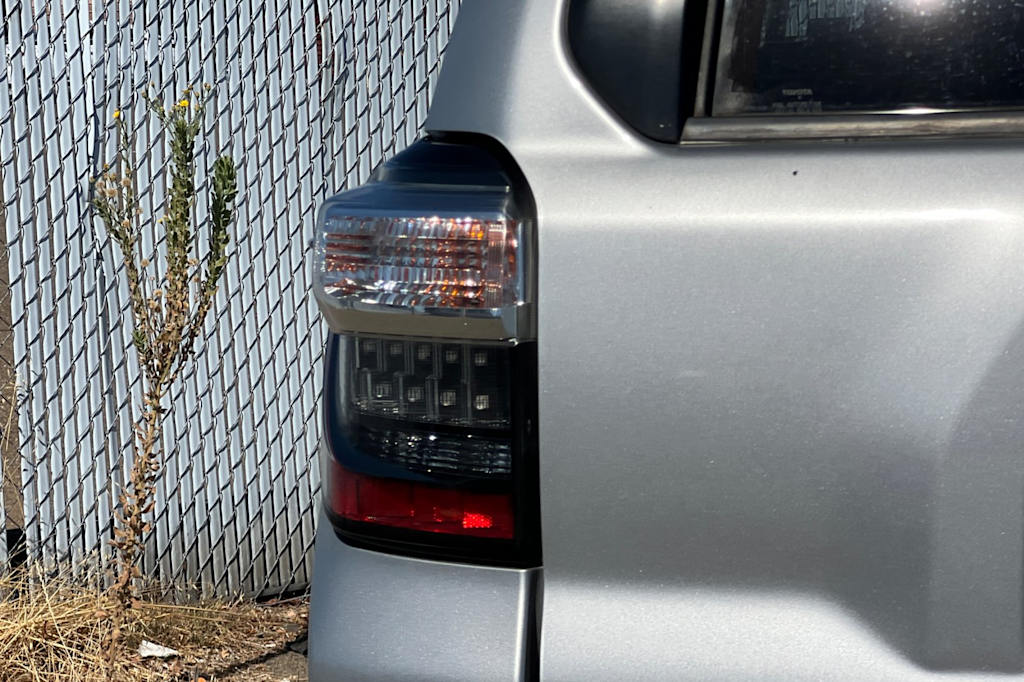 Thumbnail: 2017 Toyota 4Runner - 9
