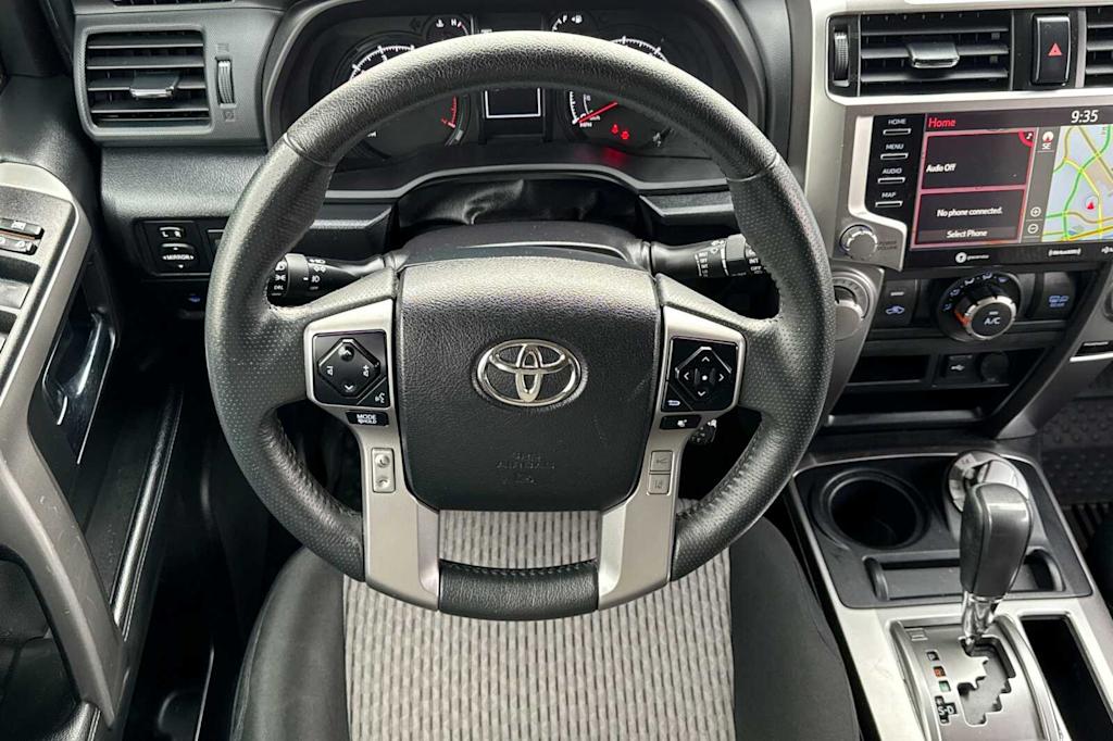 2020 Toyota 4Runner SR5 12