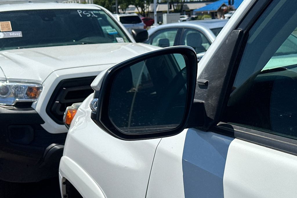 Thumbnail: 2016 Toyota 4Runner - 2