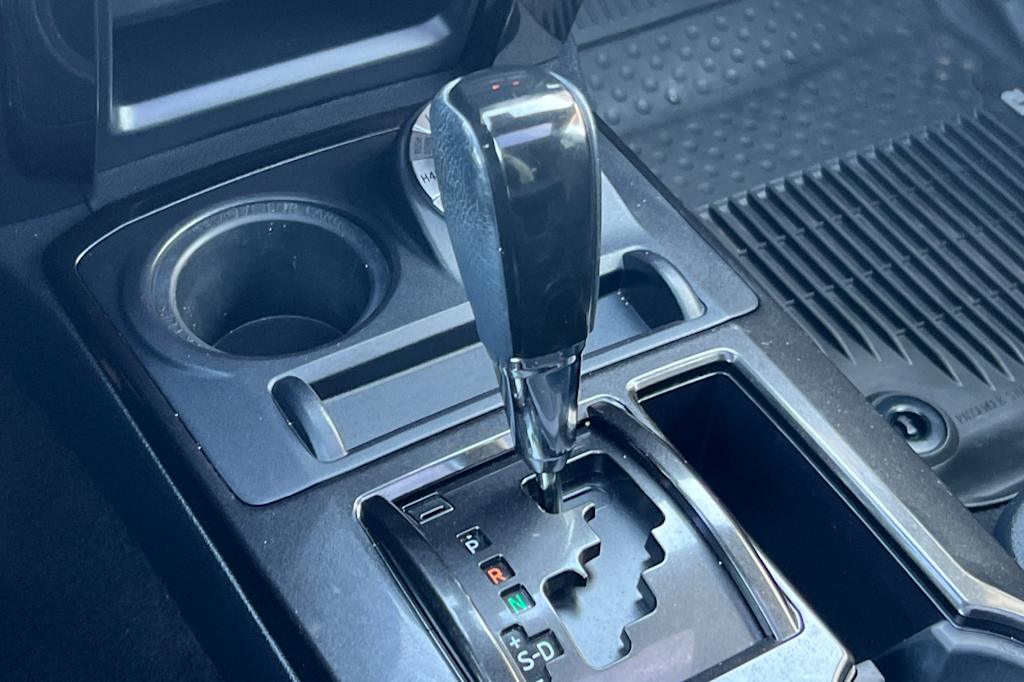 Thumbnail: 2020 Toyota 4Runner - 14