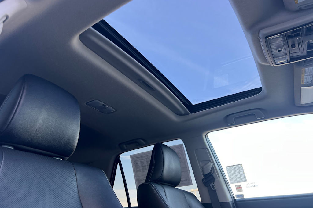 Thumbnail: 2020 Toyota 4Runner - 23