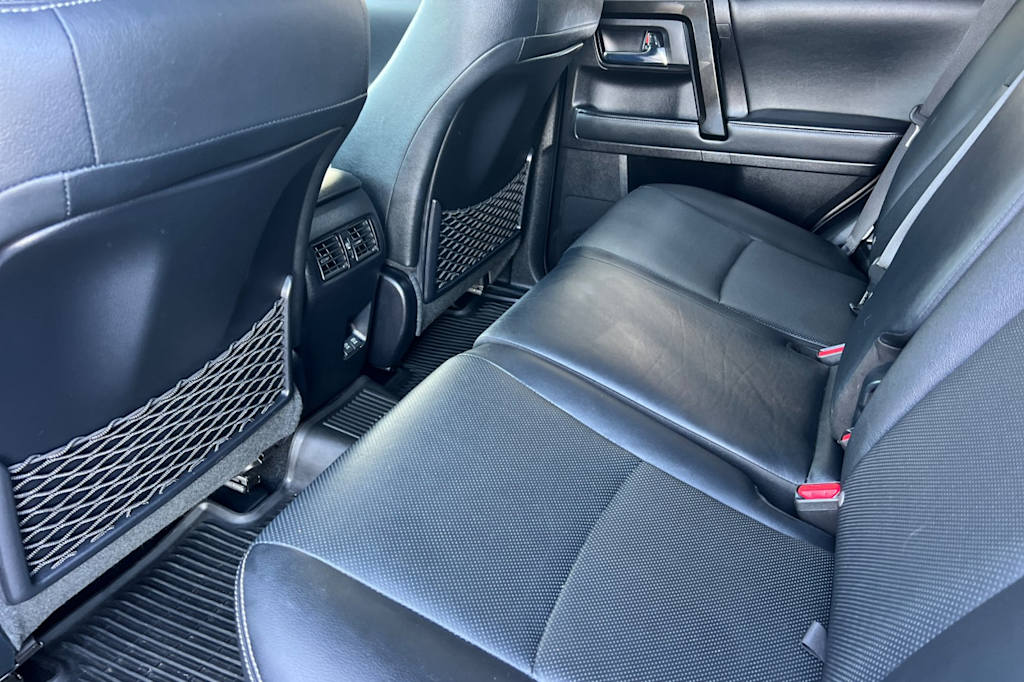 Thumbnail: 2020 Toyota 4Runner - 10