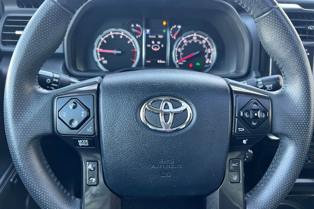 Thumbnail: 2020 Toyota 4Runner - 29