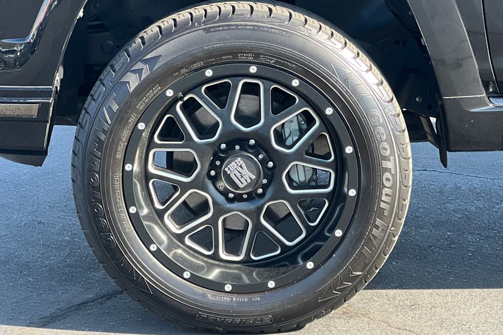 Thumbnail: 2020 Toyota 4Runner - 8