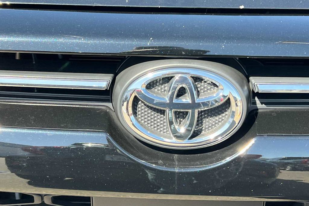 Thumbnail: 2023 Toyota 4Runner - 11