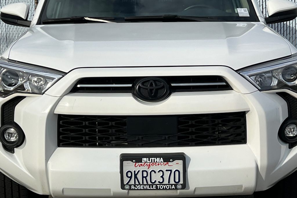 Thumbnail: 2023 Toyota 4Runner - 9