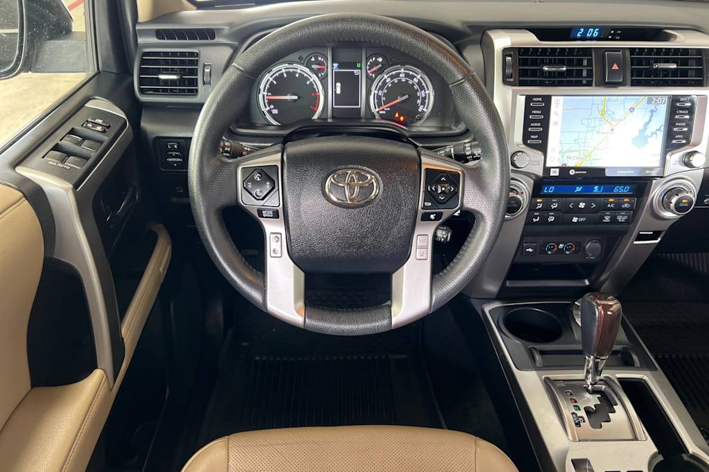 Thumbnail: 2022 Toyota 4Runner - 11