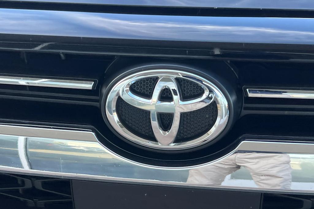 Thumbnail: 2024 Toyota 4Runner - 14