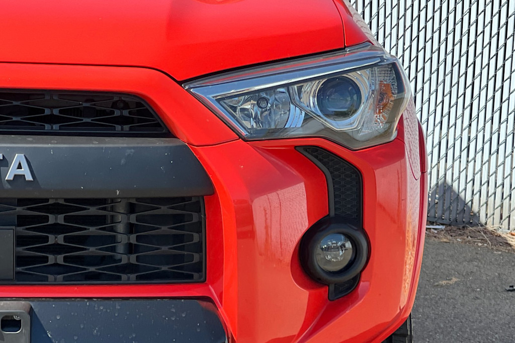 Thumbnail: 2023 Toyota 4Runner - 16