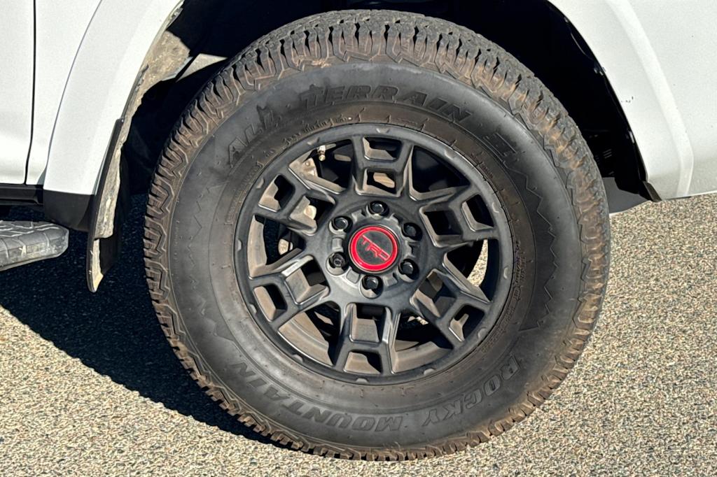Thumbnail: 2023 Toyota 4Runner - 18
