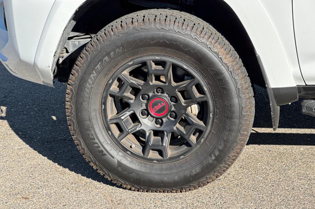 Thumbnail: 2023 Toyota 4Runner - 6
