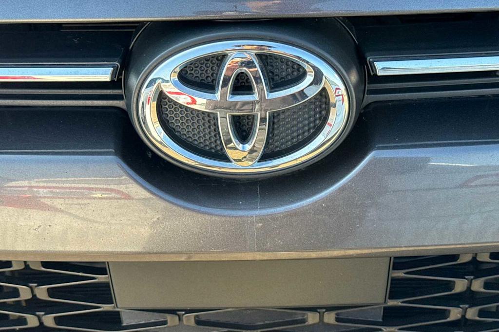 2022 Toyota 4Runner SR5 12