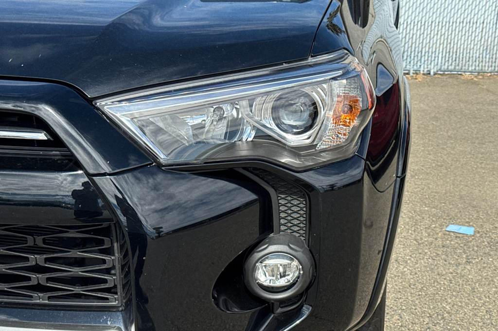 Thumbnail: 2024 Toyota 4Runner - 15