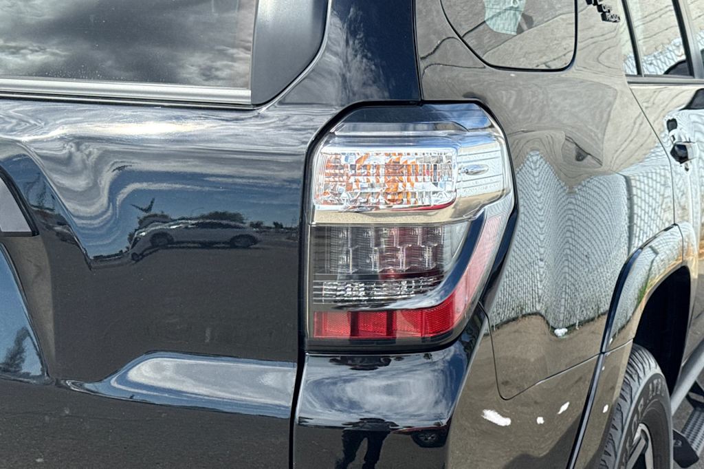 Thumbnail: 2024 Toyota 4Runner - 22
