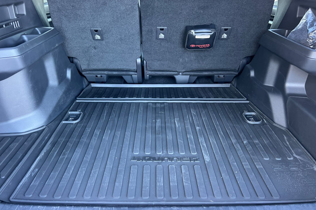 Thumbnail: 2025 Toyota 4Runner - 16