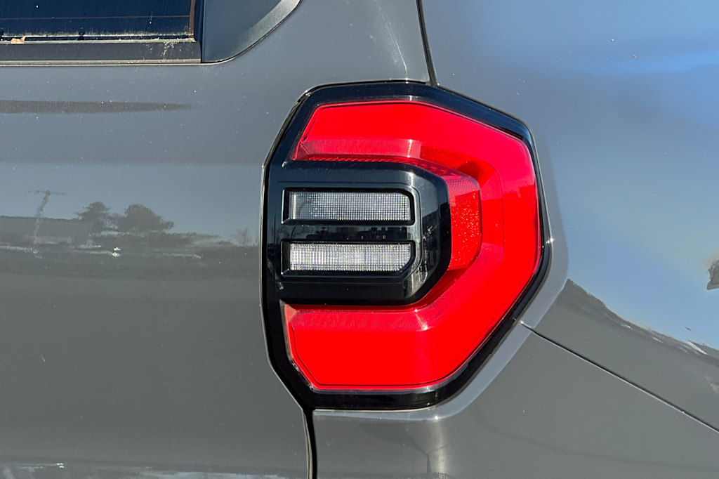 Thumbnail: 2025 Toyota 4Runner - 32