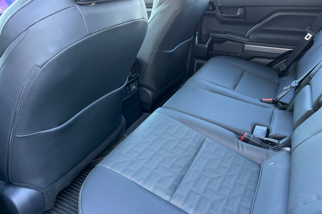 Thumbnail: 2025 Toyota 4Runner - 10