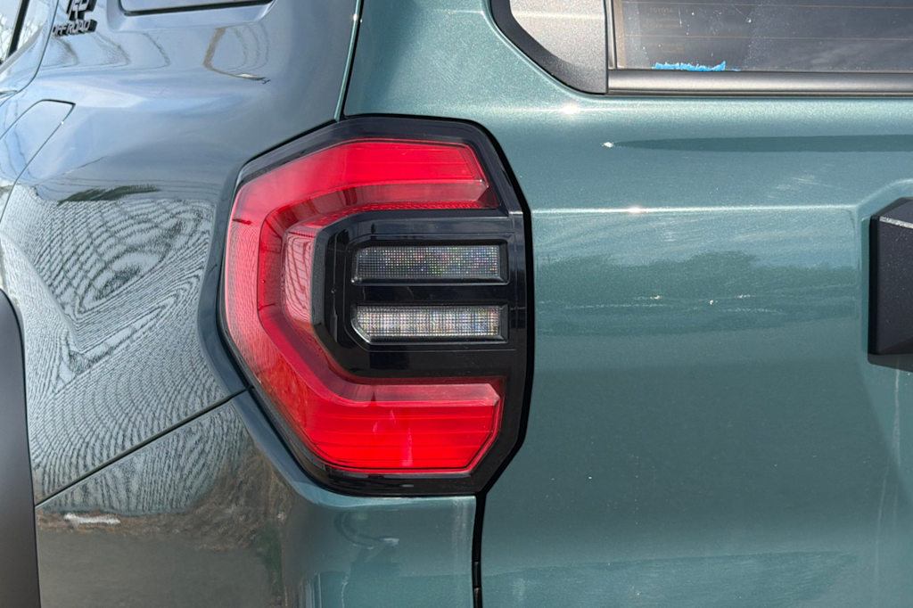 Thumbnail: 2025 Toyota 4Runner - 24