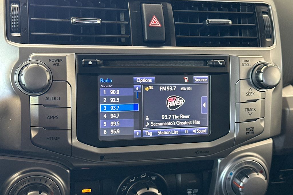 2015 Toyota 4Runner SR5 12