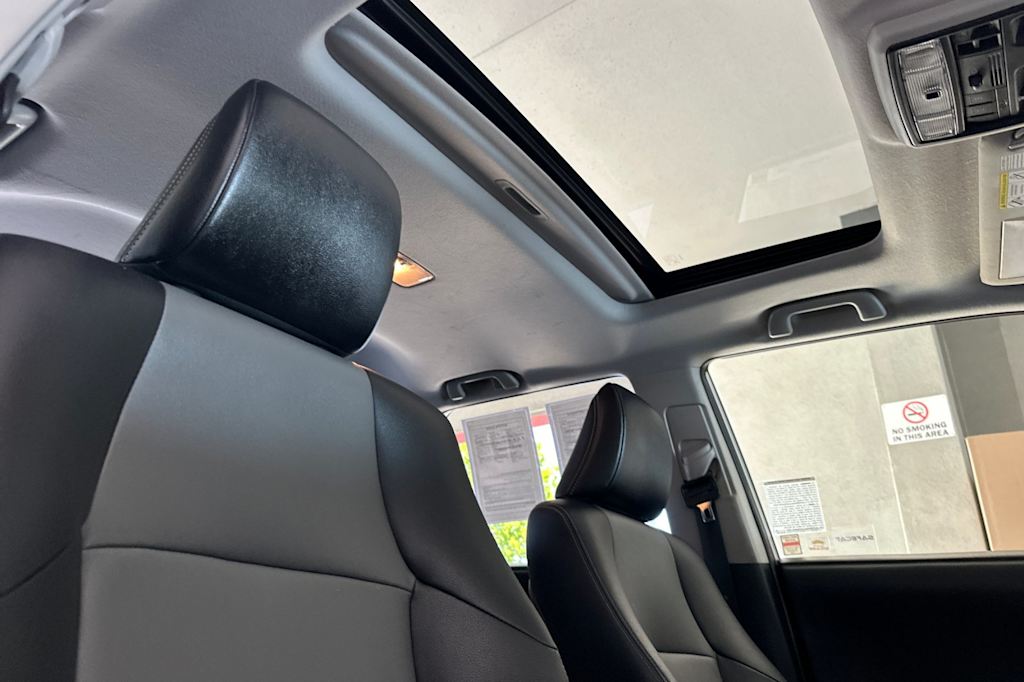 2015 Toyota 4Runner SR5 24