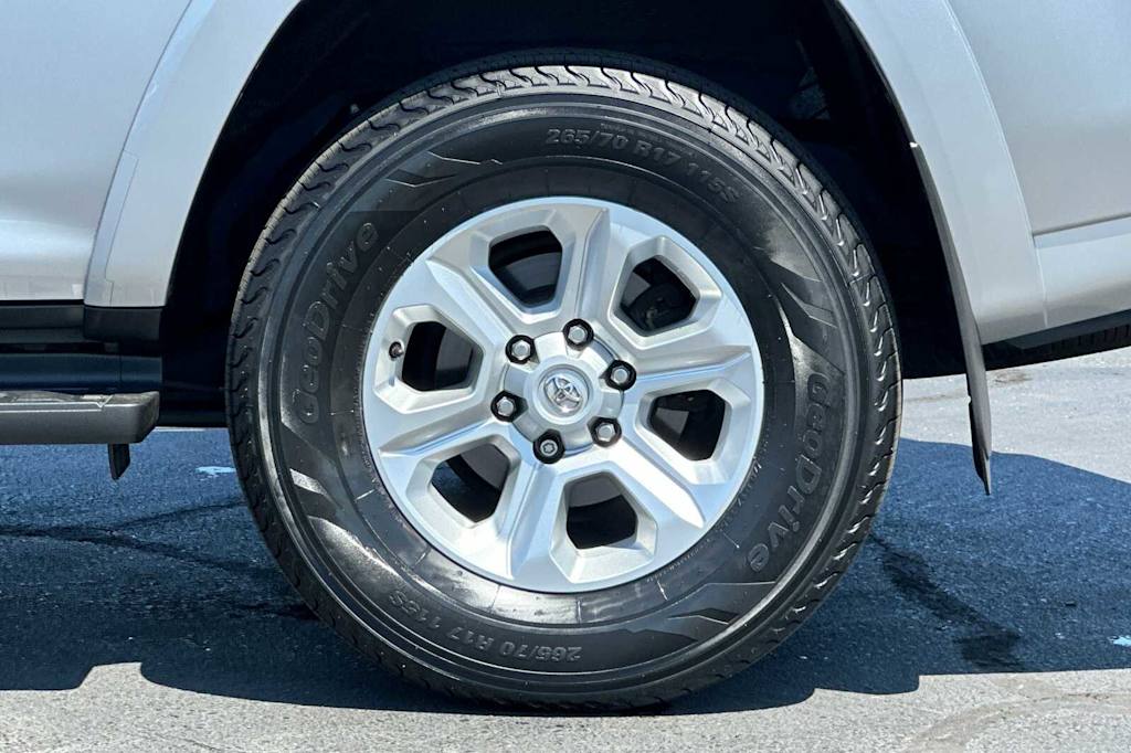 2015 Toyota 4Runner SR5 7