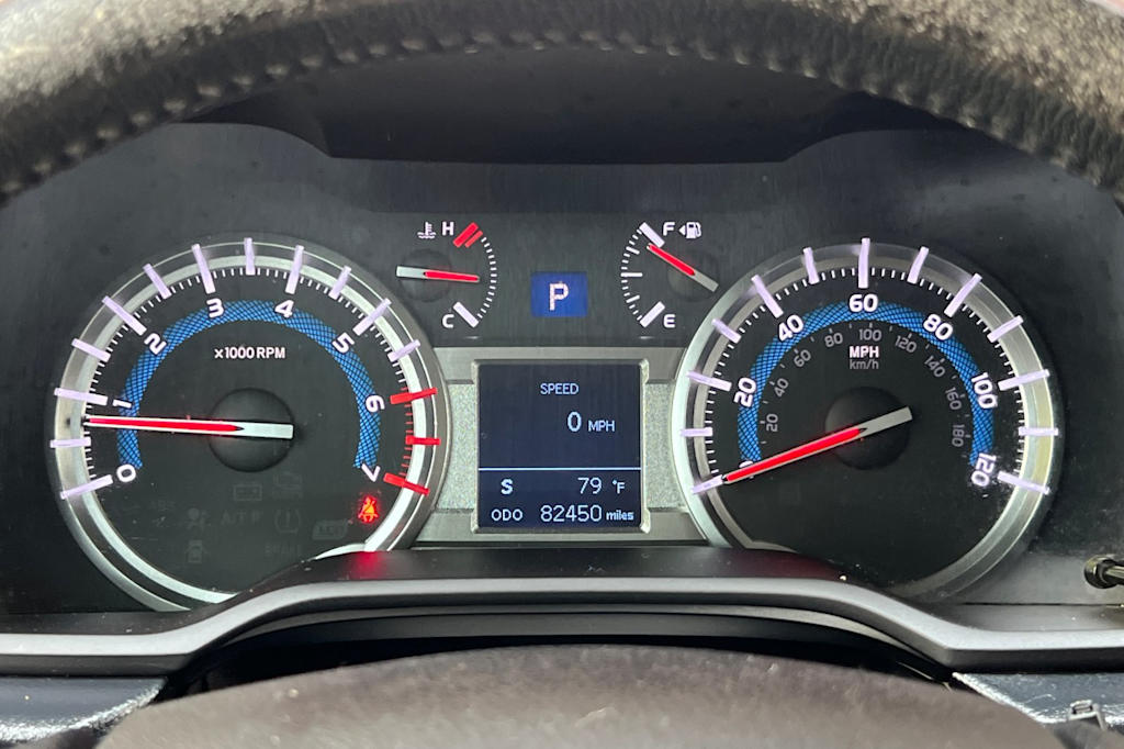 Thumbnail: 2016 Toyota 4Runner - 16