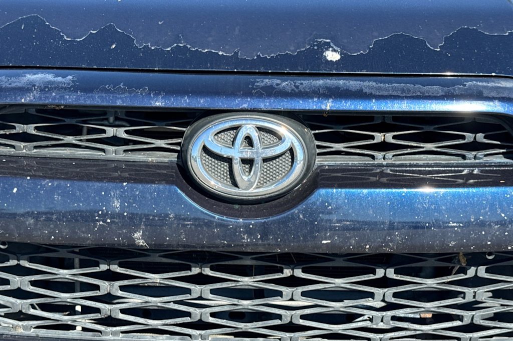 Thumbnail: 2014 Toyota 4Runner - 18