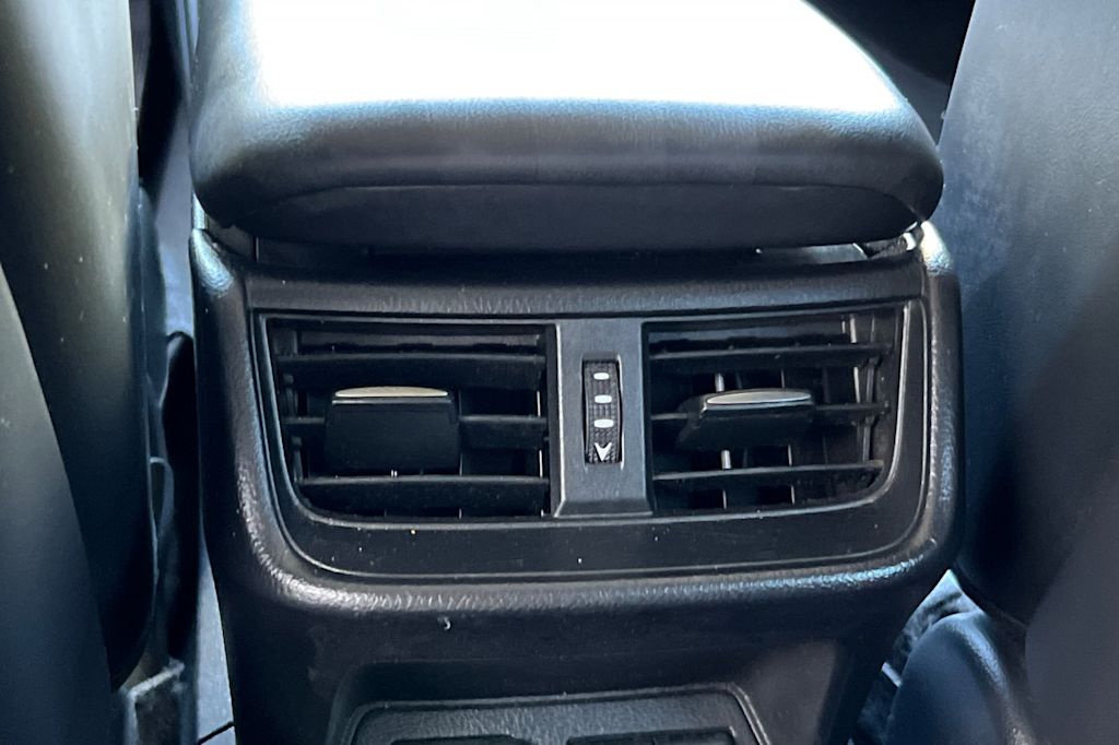 Thumbnail: 2019 Lexus ES - 21