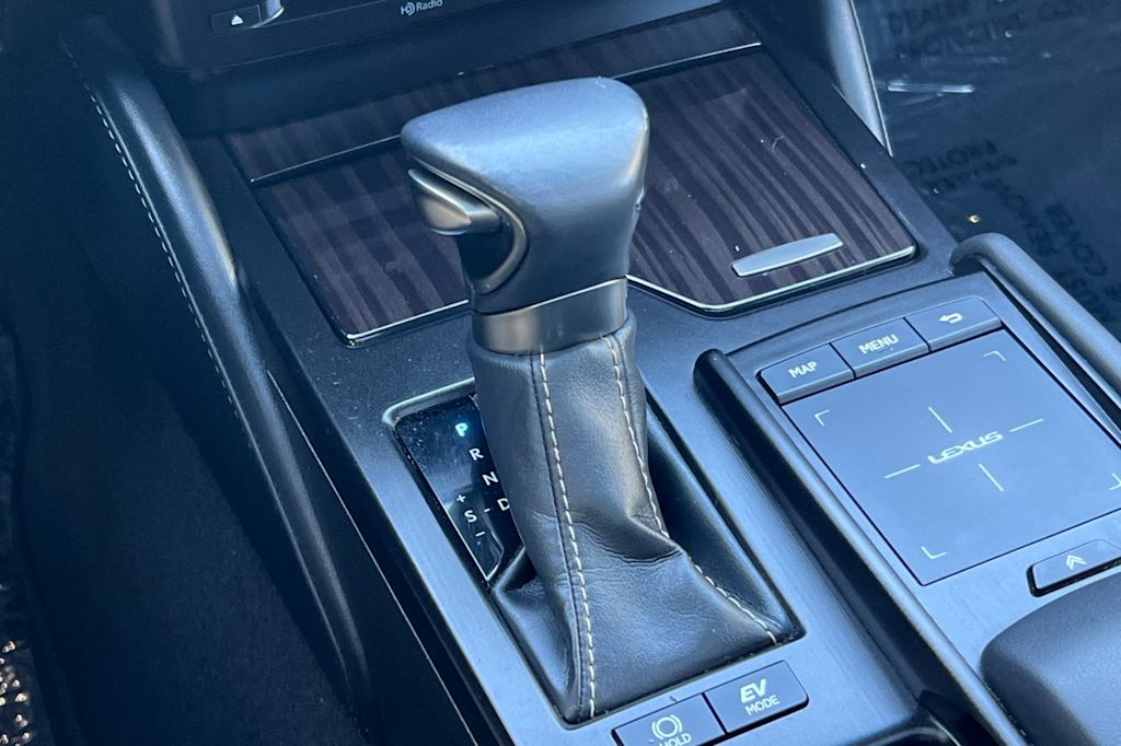 Thumbnail: 2019 Lexus ES - 13