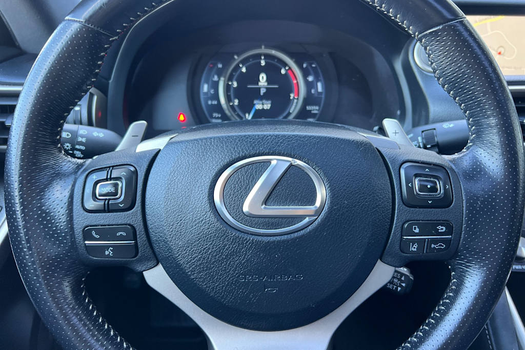 Thumbnail: 2017 Lexus IS - 28